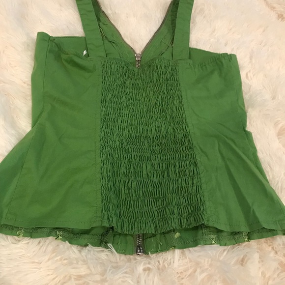 Top - Picture 2 of 3